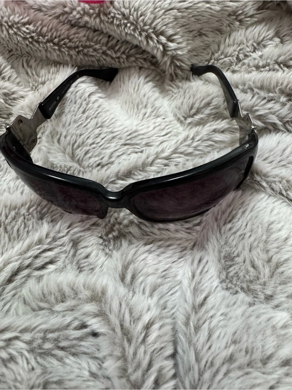 Michael Kors Women's Black Sunglasses with Dark Tinted Lenses